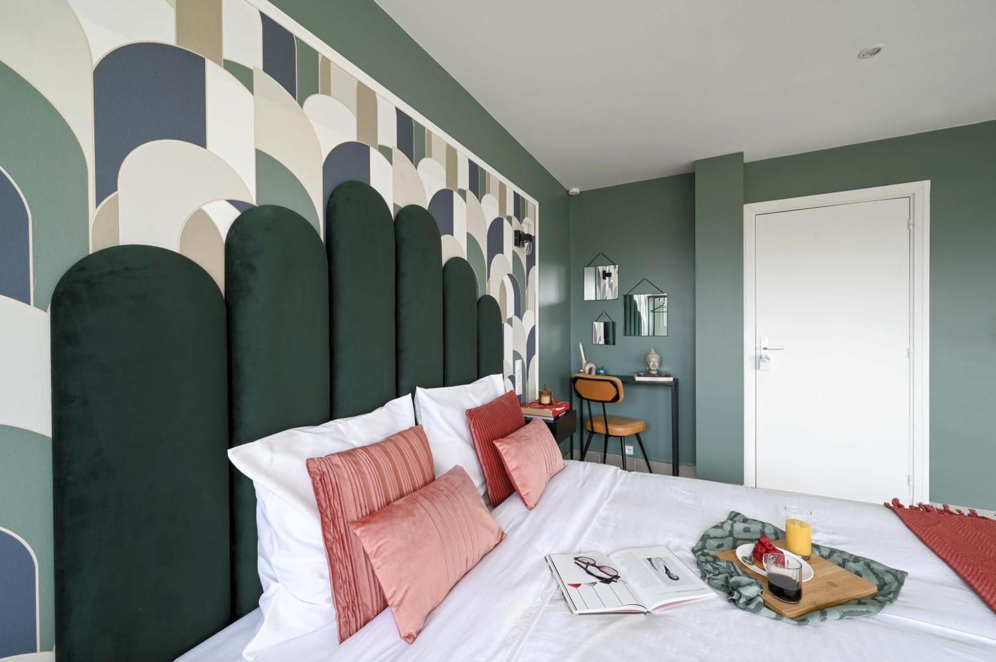 Modern Bright Apartment In Appart'Hotel Сен-Мор-де-Фоссе Экстерьер фото